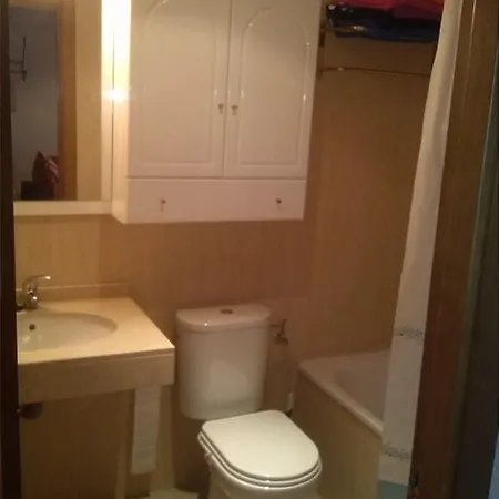 Apartamento Turistico Edificio Monte Oiz 1 *